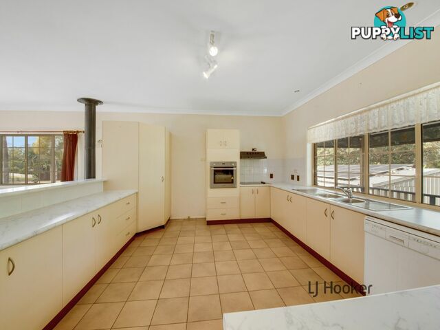15 Panorama Circuit BENARABY QLD 4680