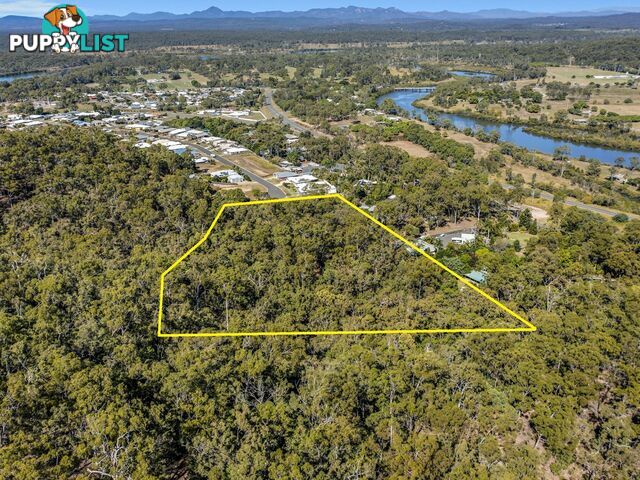 37 Jeana Close BOYNE ISLAND QLD 4680