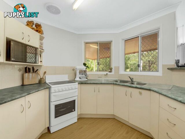 15 Jarrah Drive BOYNE ISLAND QLD 4680