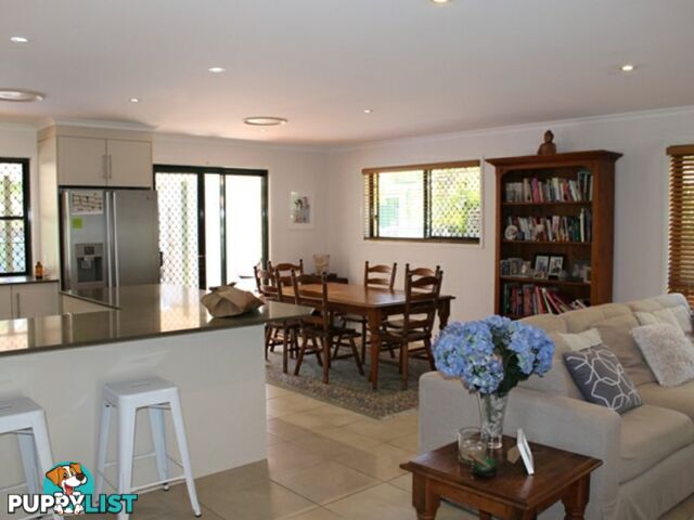 49 Geoffrey Thomas Drive TANNUM SANDS QLD 4680