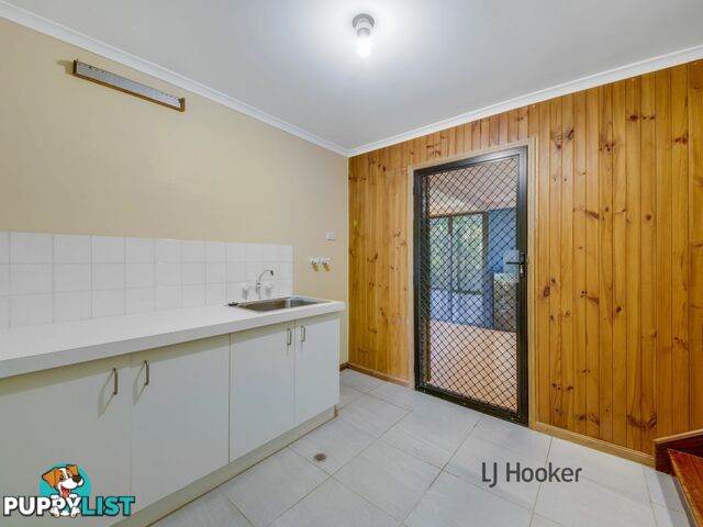 8 School Street TANNUM SANDS QLD 4680