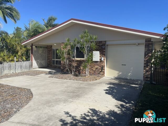 5B Pittsbay Crescent BOYNE ISLAND QLD 4680