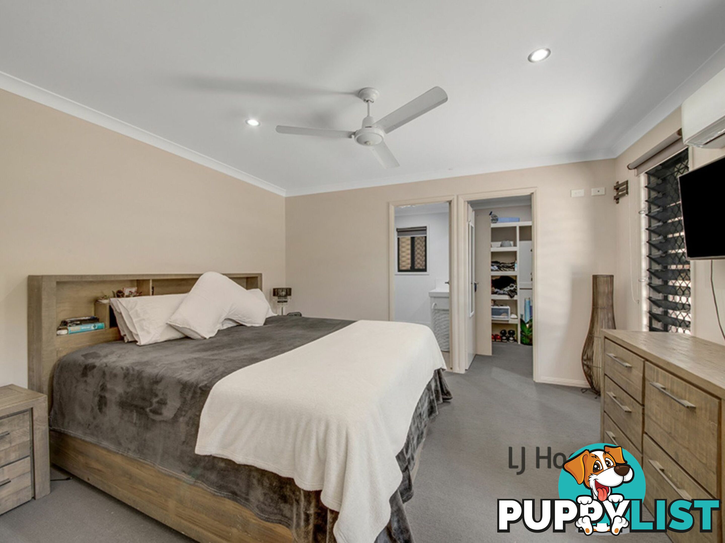 Unit 1/39 Cairncross Street SUN VALLEY QLD 4680
