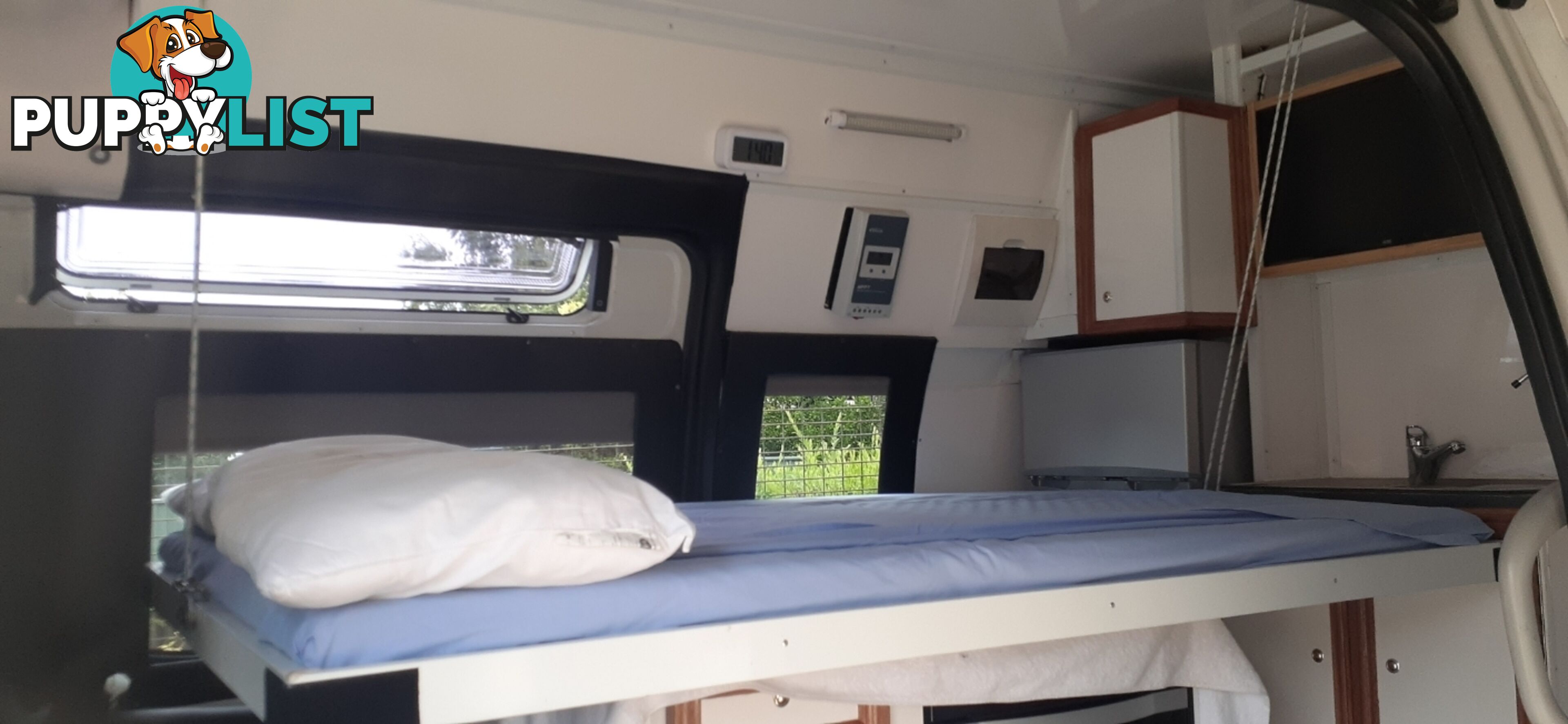 Toyota Hi Ace 2010 constant 4 x 4 motorhome.