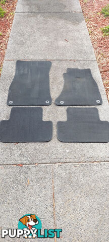 Audi A4 B8 floor mats