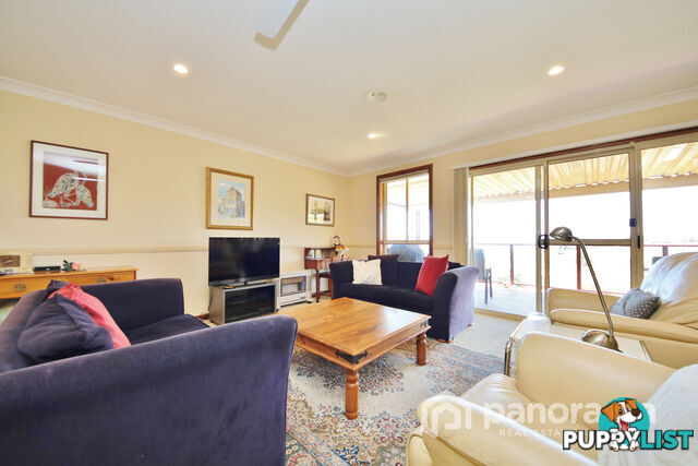 5 Lorimer Street LLANARTH NSW 2795