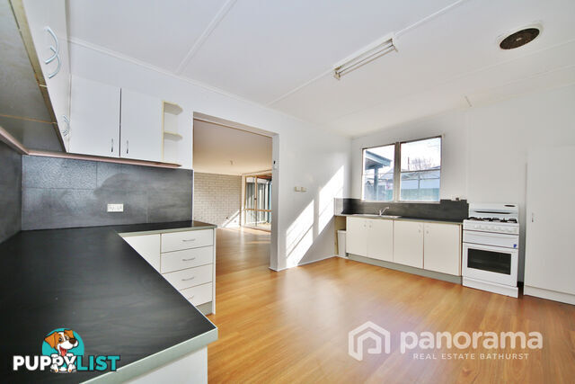 4 Bant Street BATHURST NSW 2795