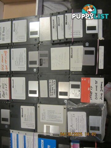 VINTAGE computer floppy disks, MS-DOS, 3,1, WIN-NT, WIN-95 WIN-98 WIN-2K