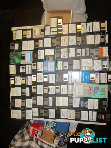 VINTAGE computer floppy disks, MS-DOS, 3,1, WIN-NT, WIN-95 WIN-98 WIN-2K