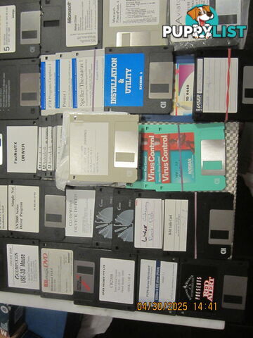 VINTAGE computer floppy disks, MS-DOS, 3,1, WIN-NT, WIN-95 WIN-98 WIN-2K