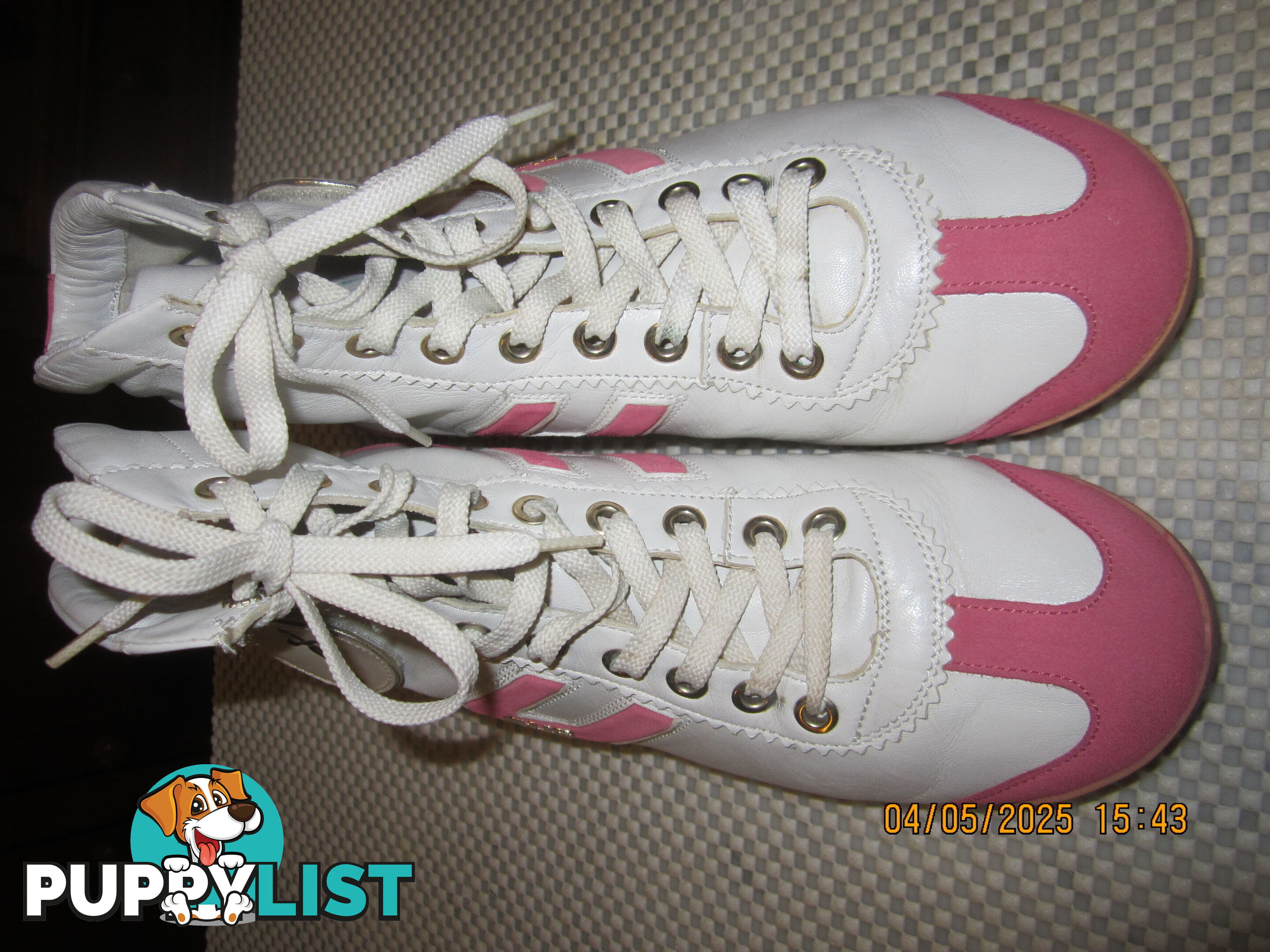 Cesare Paciotti 4US Women’s medium sized ankle Boots size39  white/pink genuine Italian leather,
