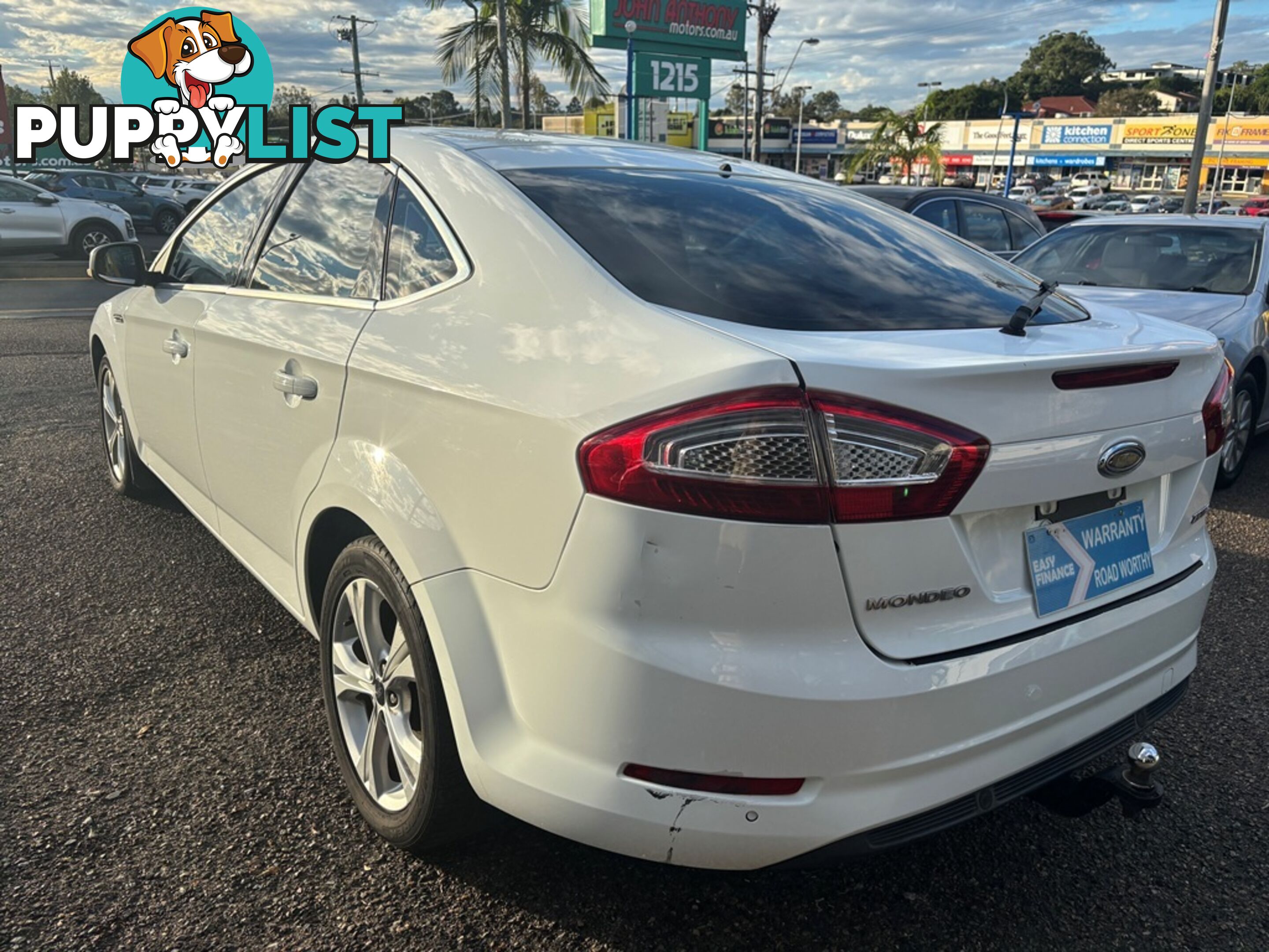 2010 FORD MONDEO ZETEC  HATCH