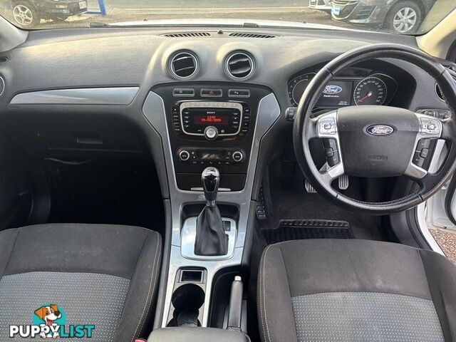 2010 FORD MONDEO ZETEC  HATCH