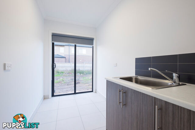 33 Carnegie Road POINT COOK VIC 3030