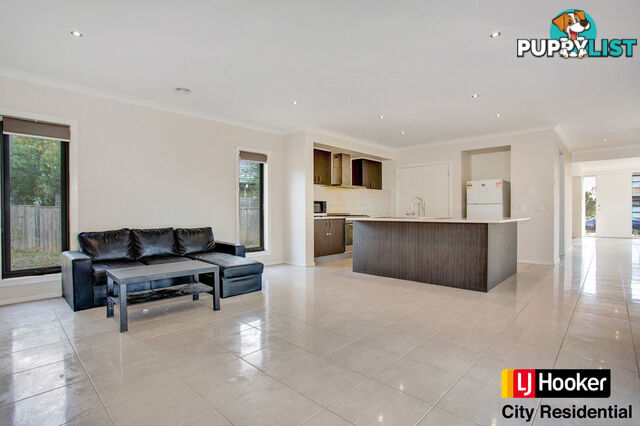 15 Maritime Circuit POINT COOK VIC 3030