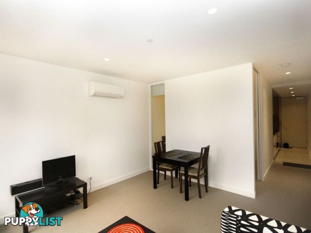 415/74 Queens Road MELBOURNE VIC 3004