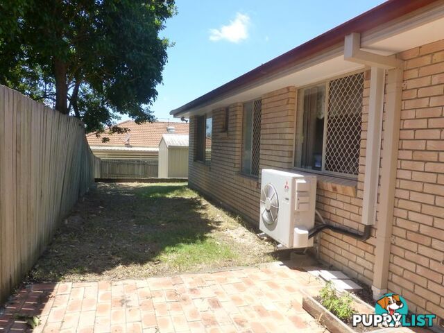 8 Palmer Crescent WACOL QLD 4076