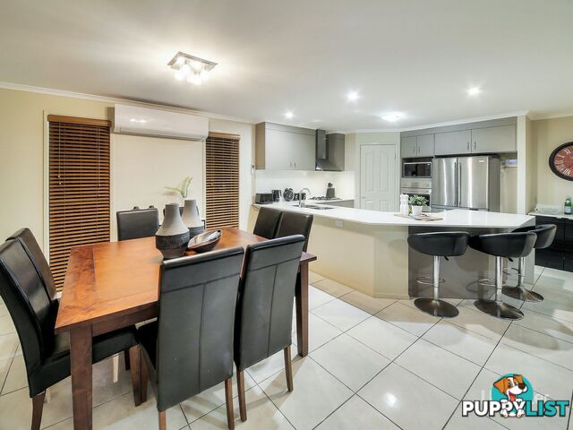 137 Wallum Drive PARKINSON QLD 4115