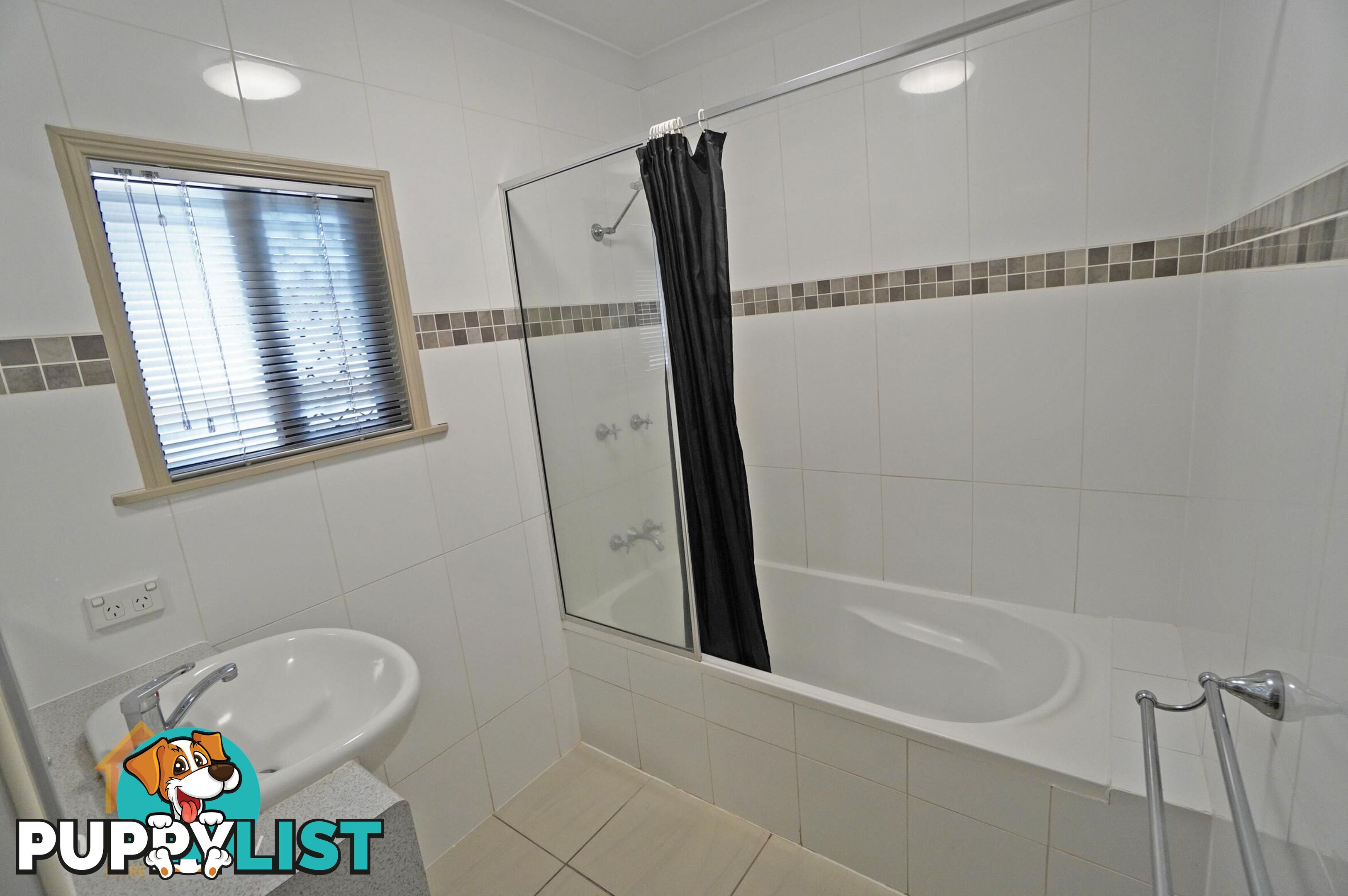 33 Amaroo Drive Mareeba QLD 4880