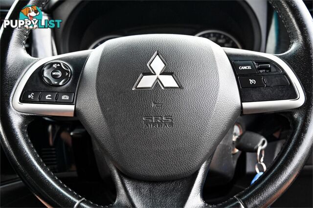 2014 MITSUBISHI OUTLANDER ES ZJMY14,5 WAGON
