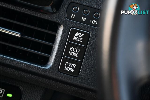 2014 TOYOTA VOXY   PEOPLE MOVER