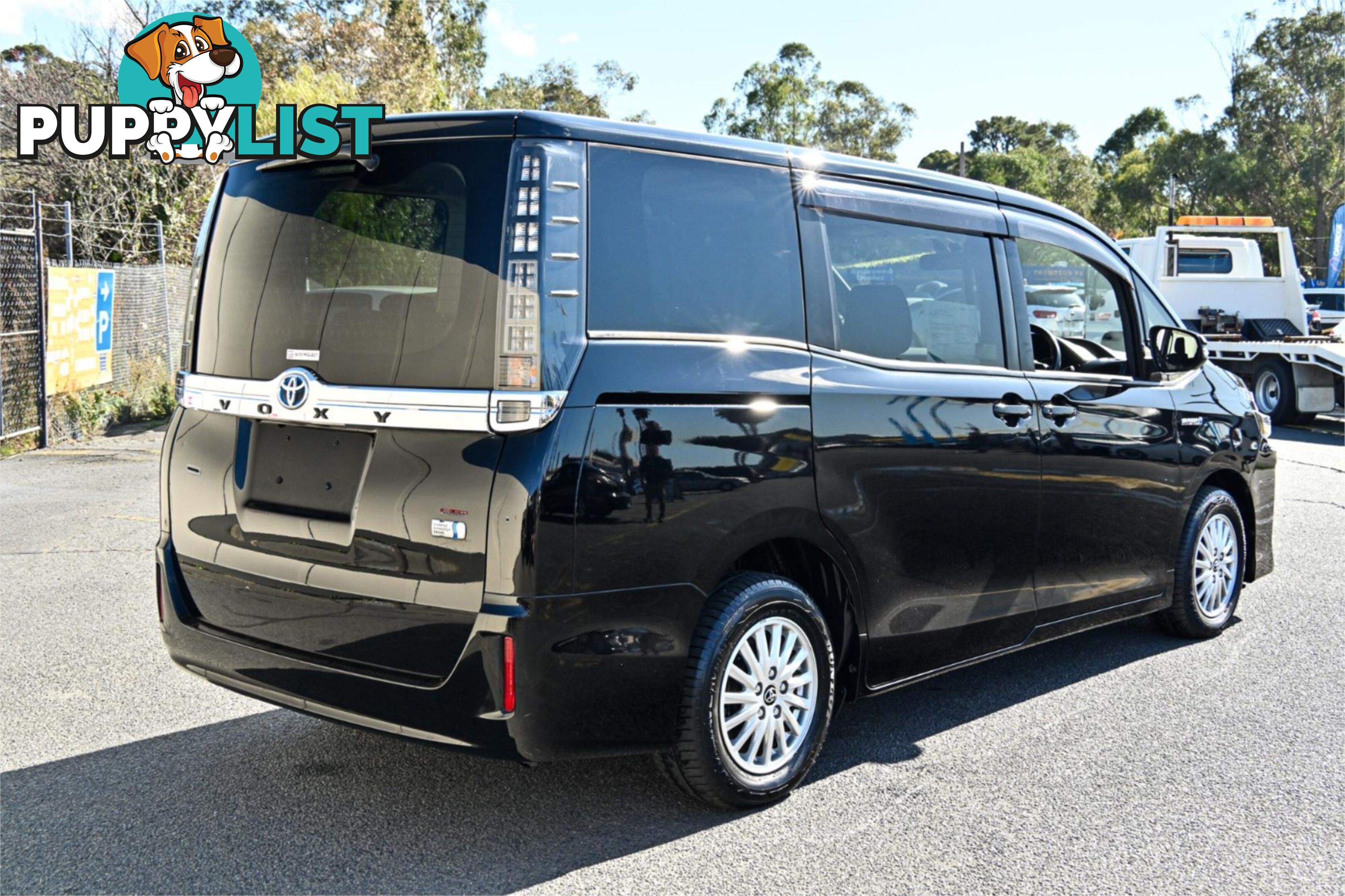 2014 TOYOTA VOXY   PEOPLE MOVER
