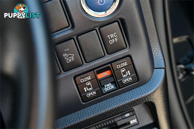 2014 TOYOTA VOXY   PEOPLE MOVER