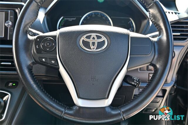 2014 TOYOTA VOXY   PEOPLE MOVER