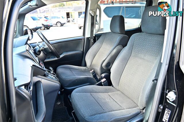 2014 TOYOTA VOXY   PEOPLE MOVER