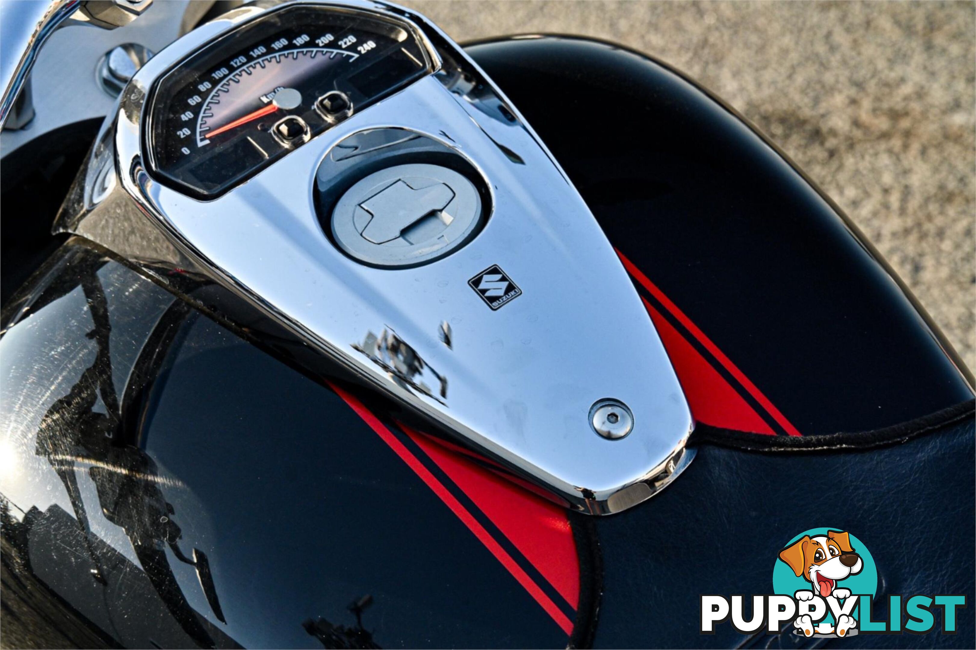 2011 SUZUKI BOULEVARDC109RT(VLR1800T)  BOULEVARD ROAD