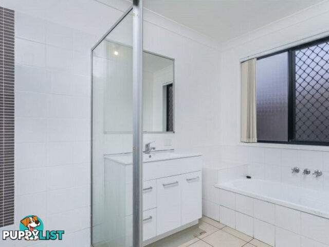 28 Diamond Avenue KALLANGUR QLD 4503