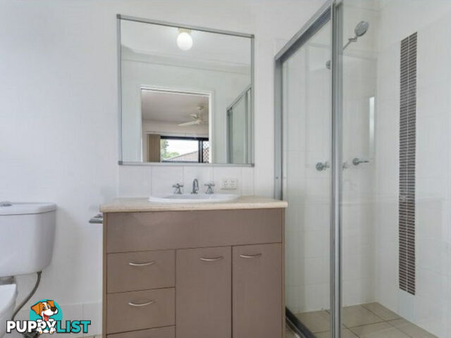 28 Diamond Avenue KALLANGUR QLD 4503