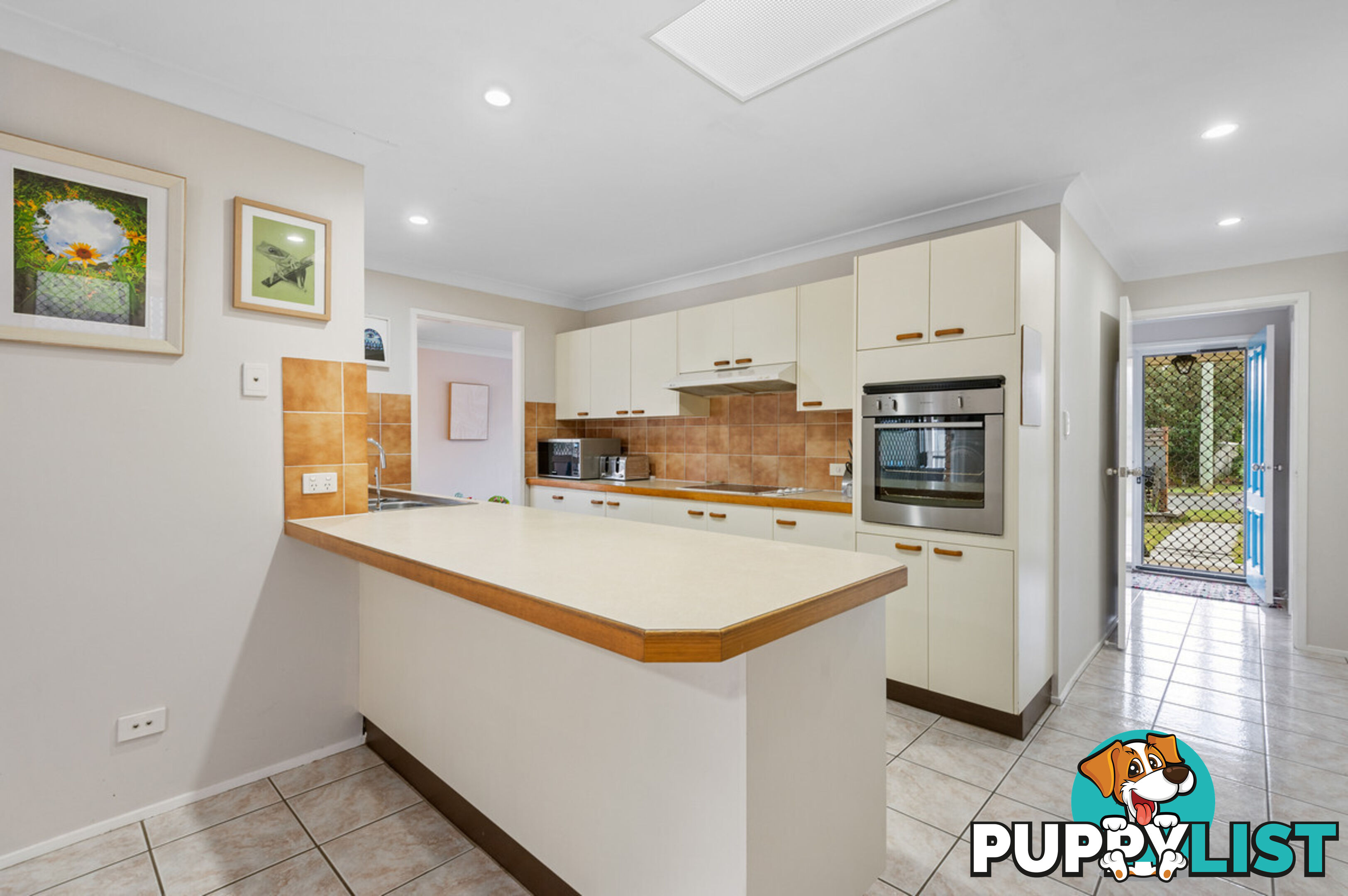 15 Toulouse Avenue PETRIE QLD 4502