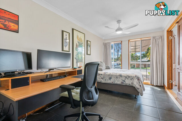 15 Toulouse Avenue PETRIE QLD 4502