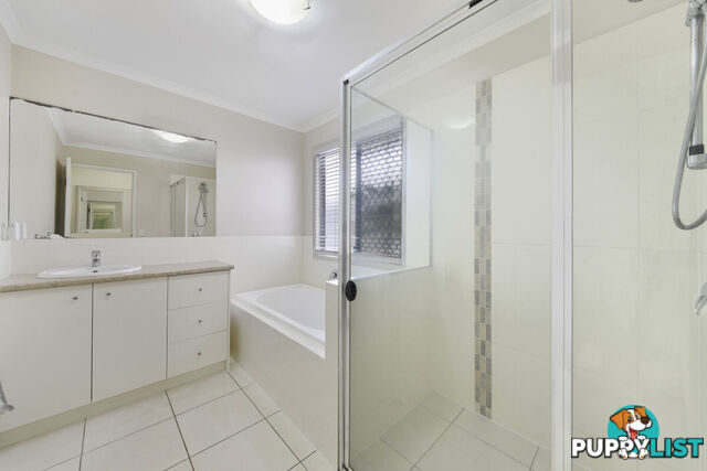 105 Glenholm Street MITCHELTON QLD 4053