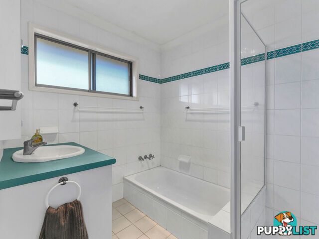 27 Denver Road CARSELDINE QLD 4034