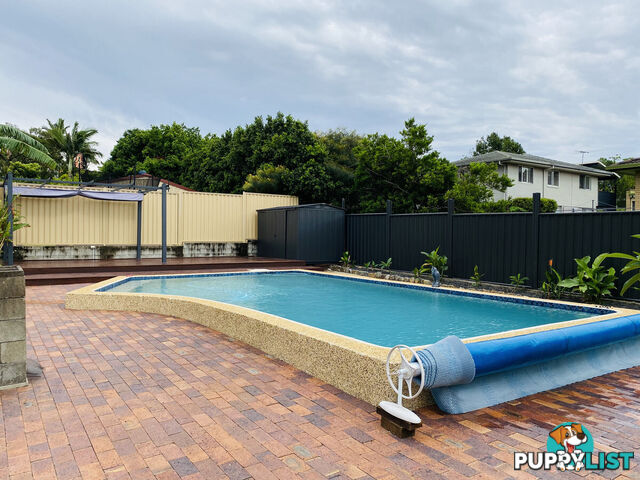 27 Denver Road CARSELDINE QLD 4034