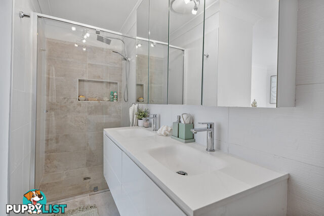 7 Boland Court EATONS HILL QLD 4037