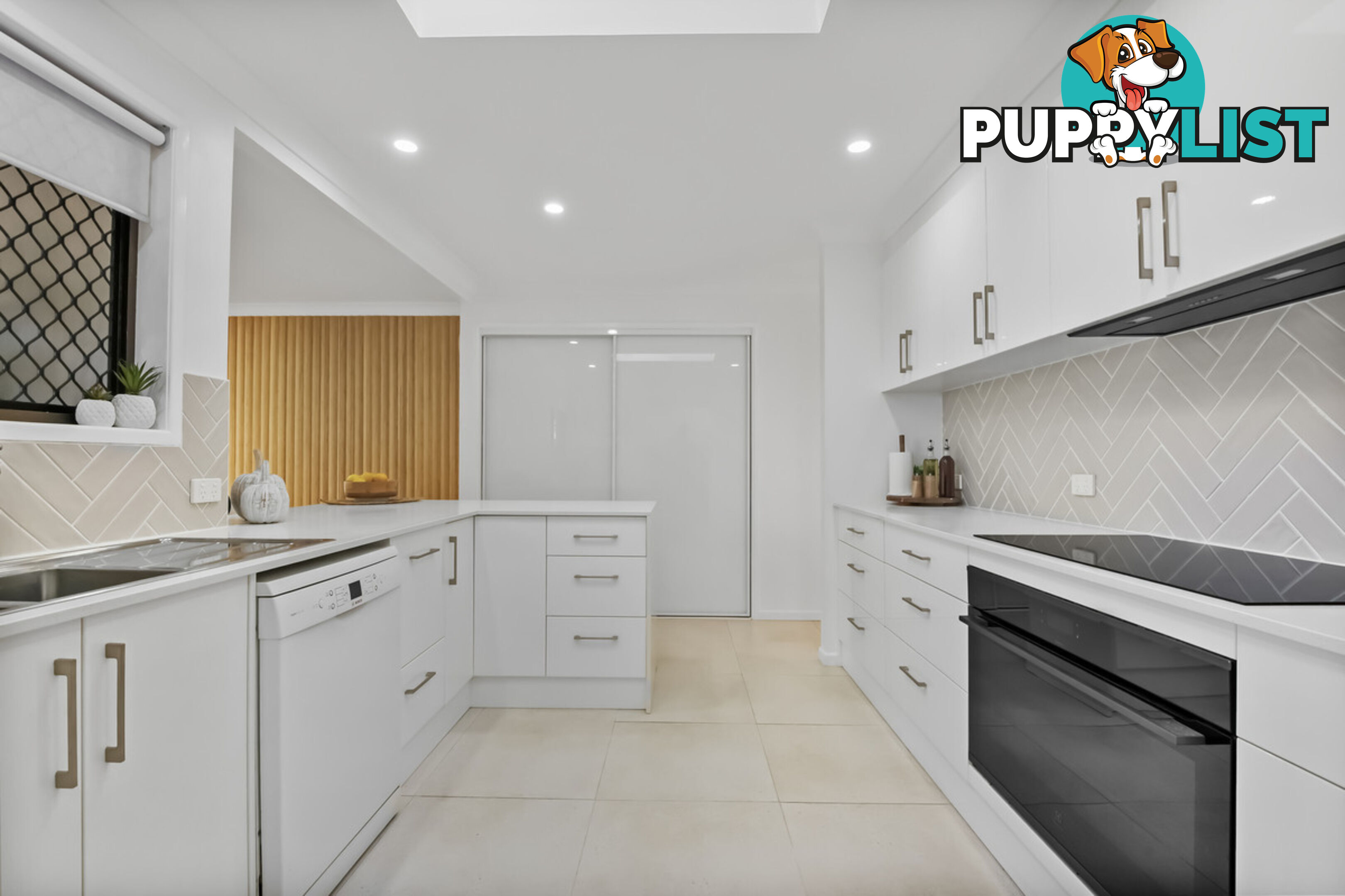7 Boland Court EATONS HILL QLD 4037