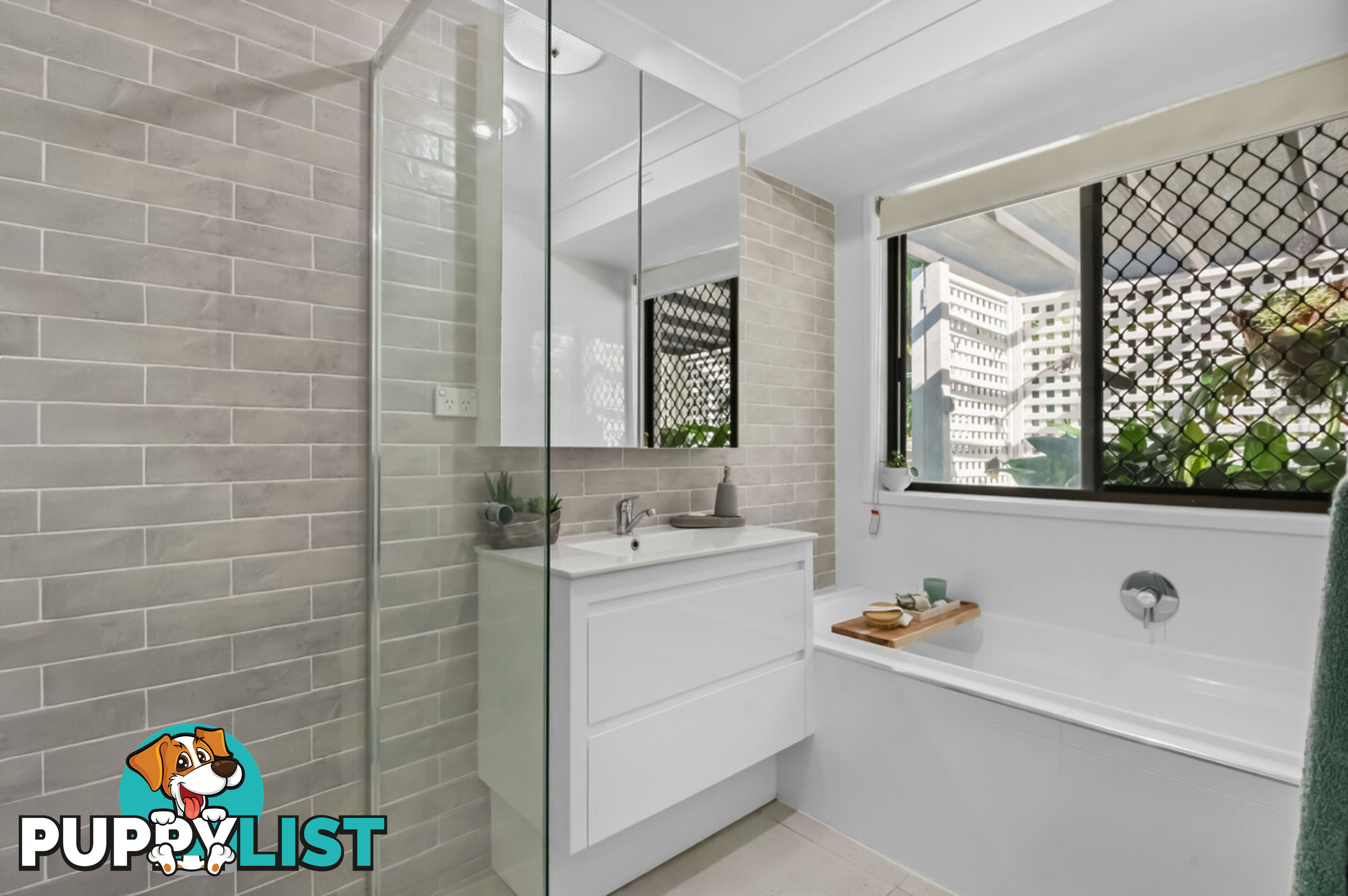 7 Boland Court EATONS HILL QLD 4037