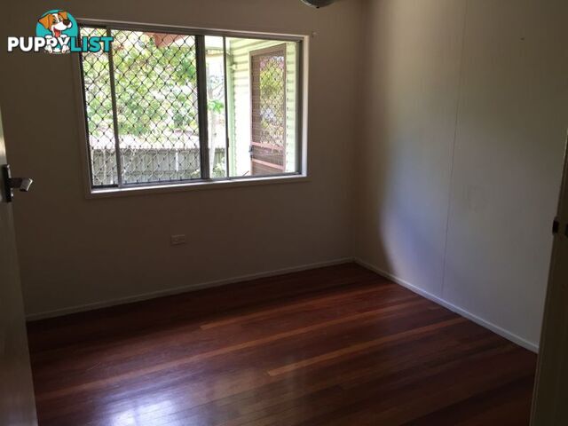 205 Marsden Road KALLANGUR QLD 4503