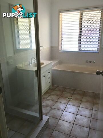 35 Cambridge Crescent FITZGIBBON QLD 4018