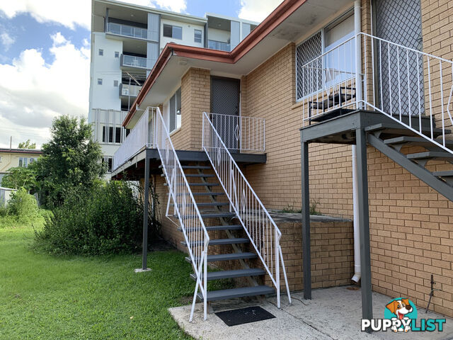 2/23 Bruce Street CHERMSIDE QLD 4032