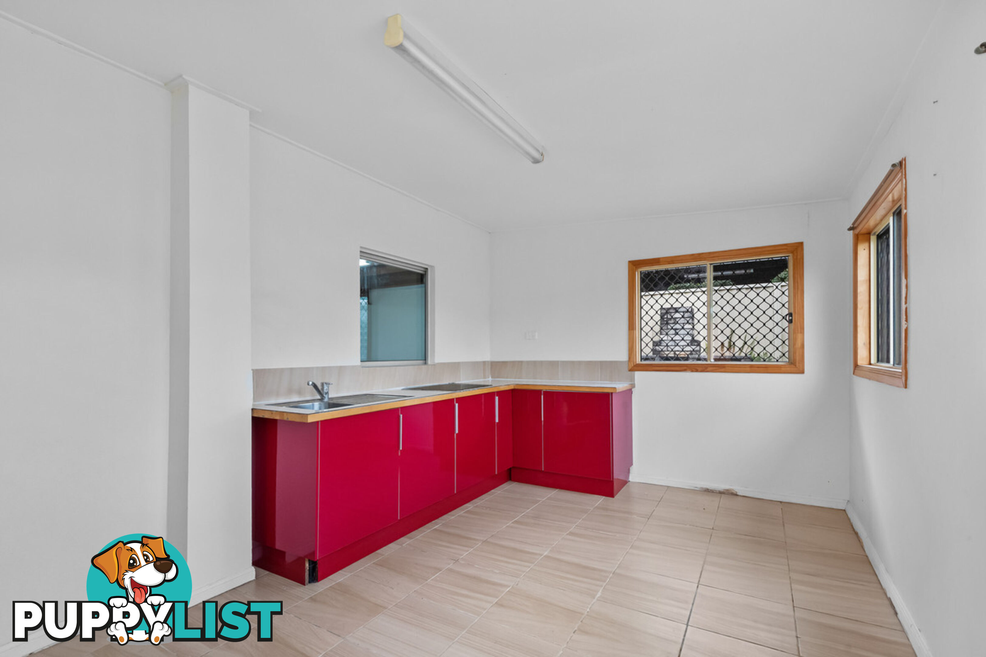 28 Safari Street CHERMSIDE WEST QLD 4032
