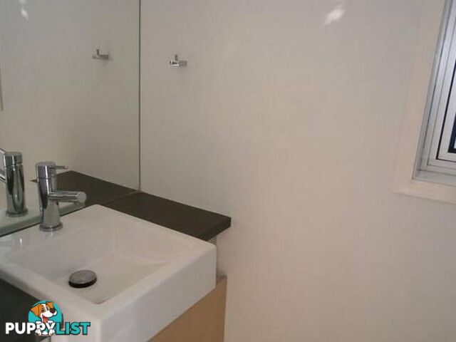 2/66 Latrobe Street EAST BRISBANE QLD 4169