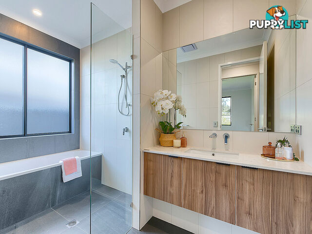 308 Canvey Road UPPER KEDRON QLD 4055