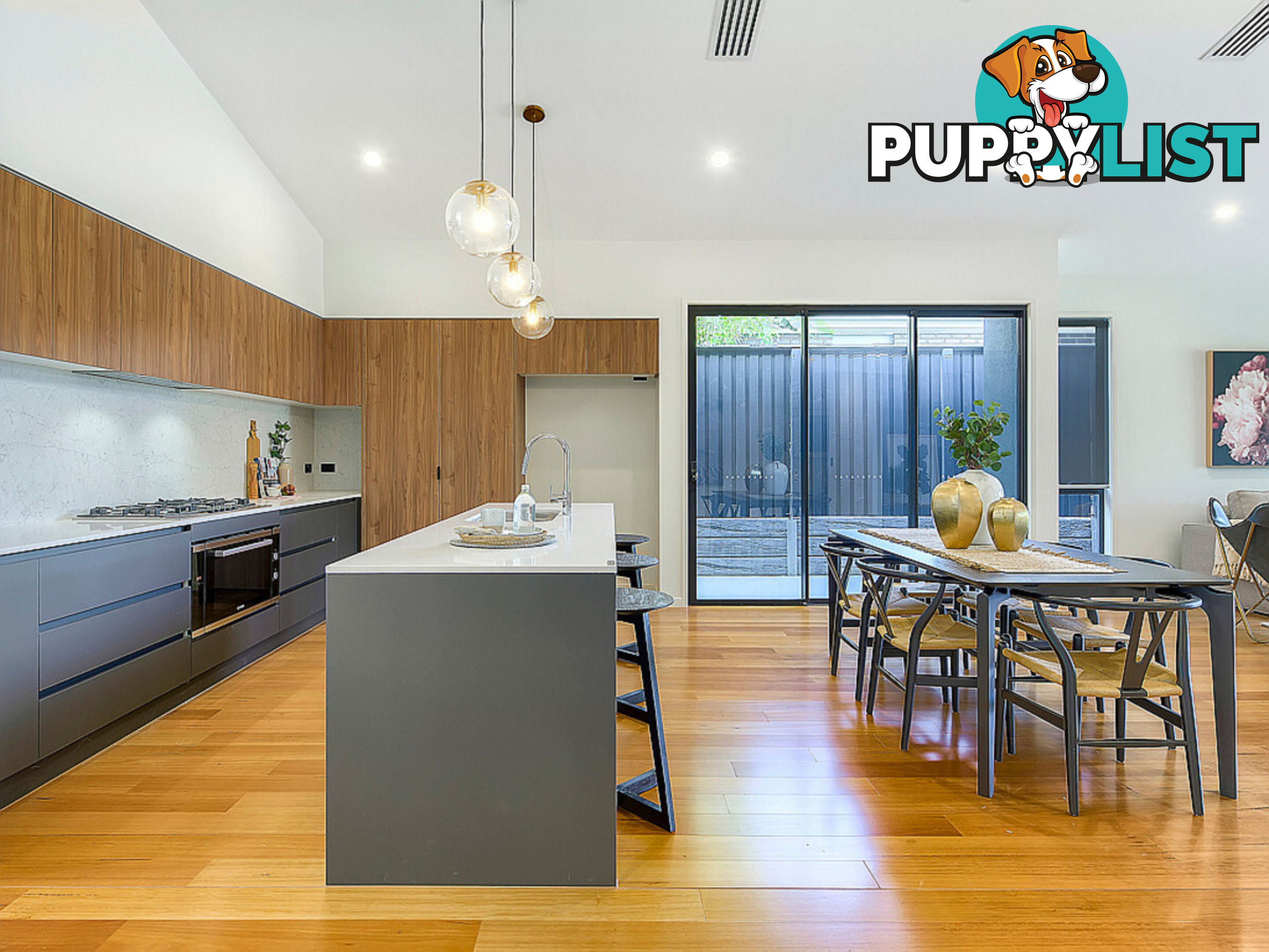 308 Canvey Road UPPER KEDRON QLD 4055