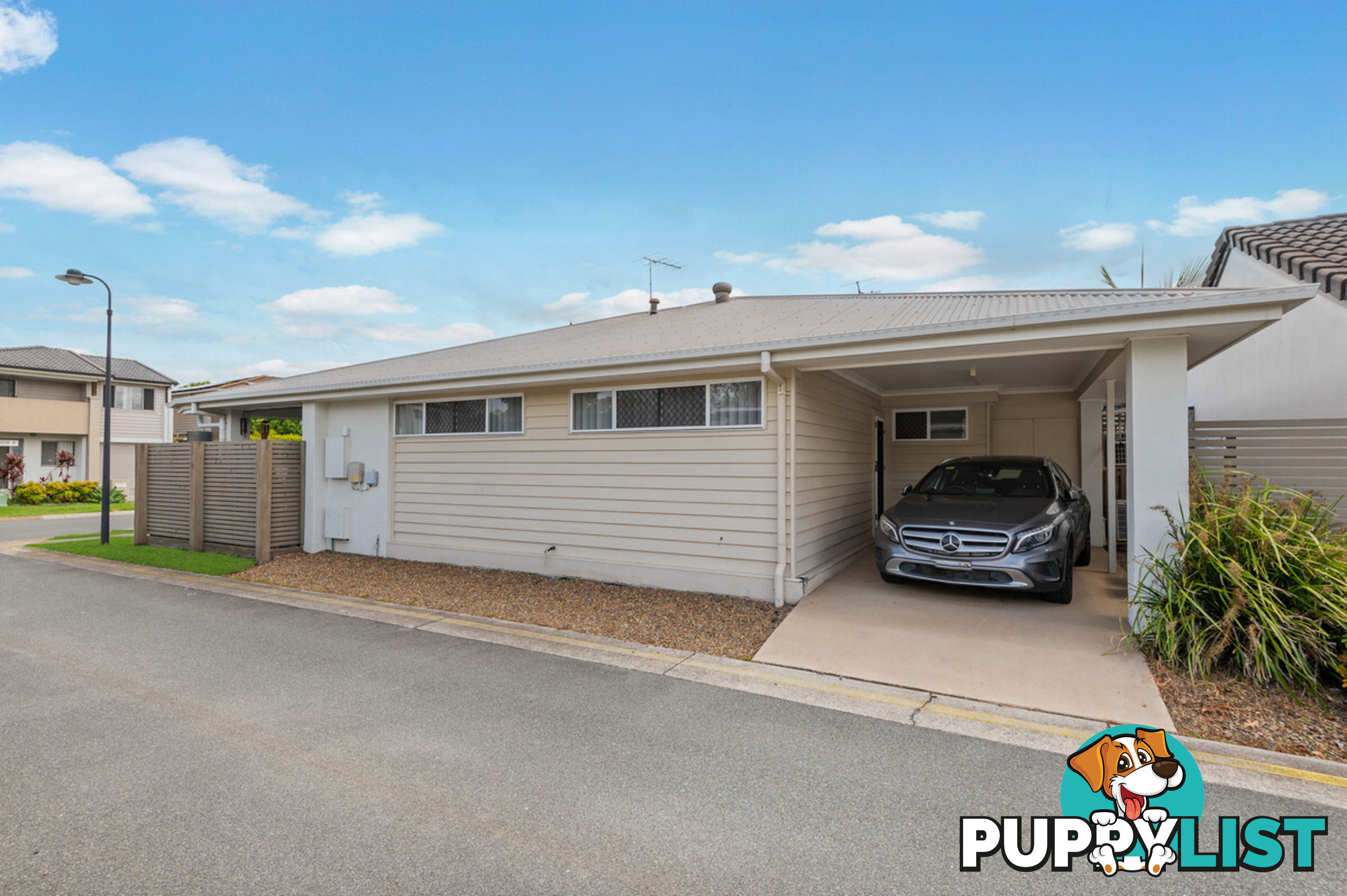 52 Hinchinbrook Avenue FITZGIBBON QLD 4018