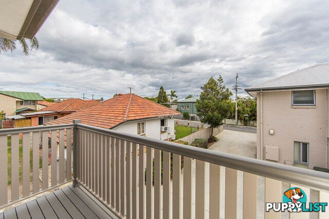 2/11 Buruda Street CHERMSIDE QLD 4032