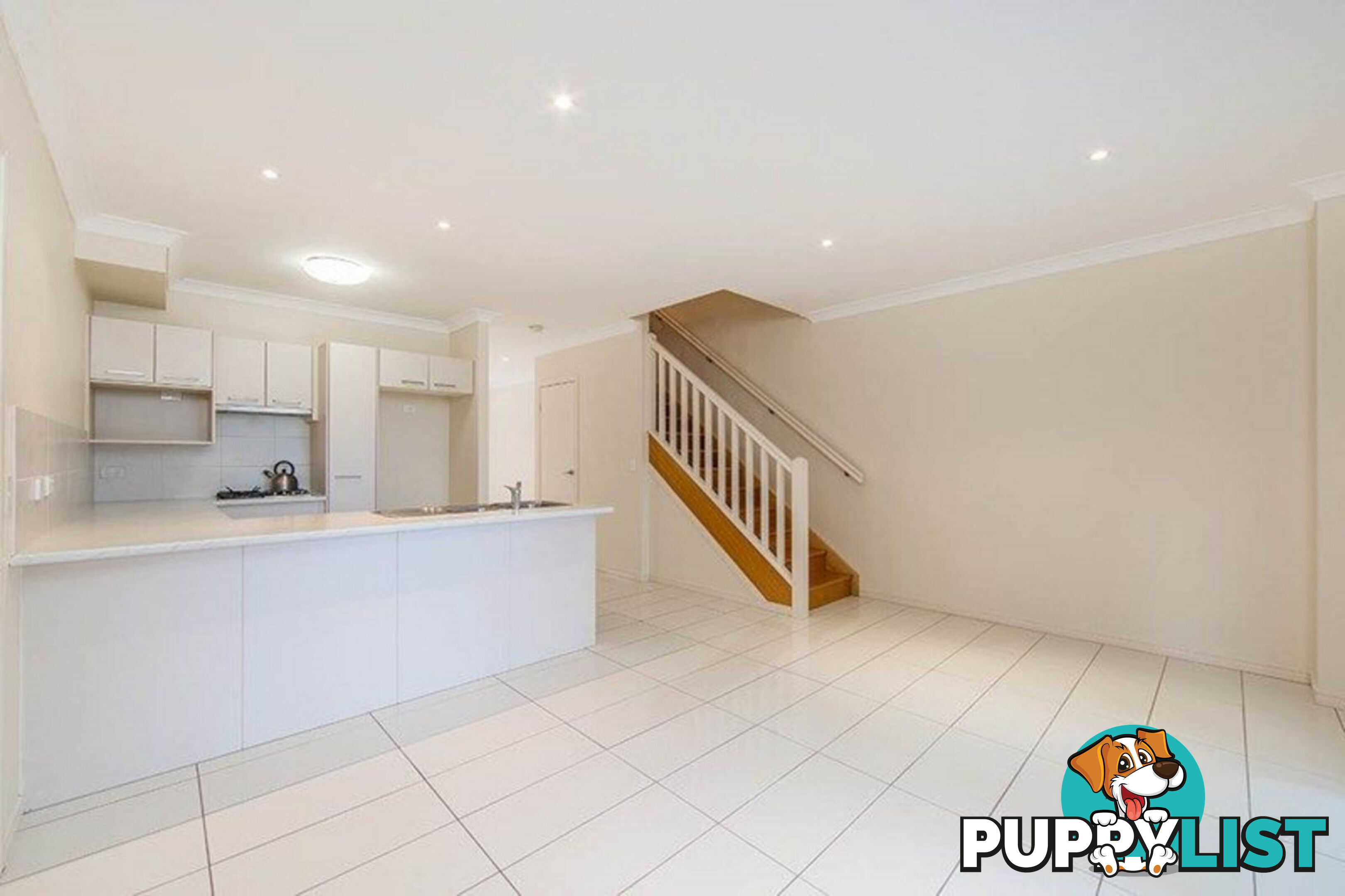 2/11 Buruda Street CHERMSIDE QLD 4032